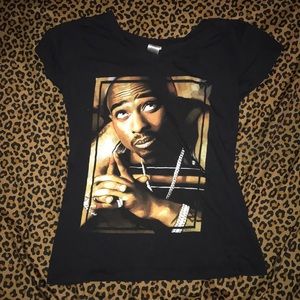 Black 2pac shirt
